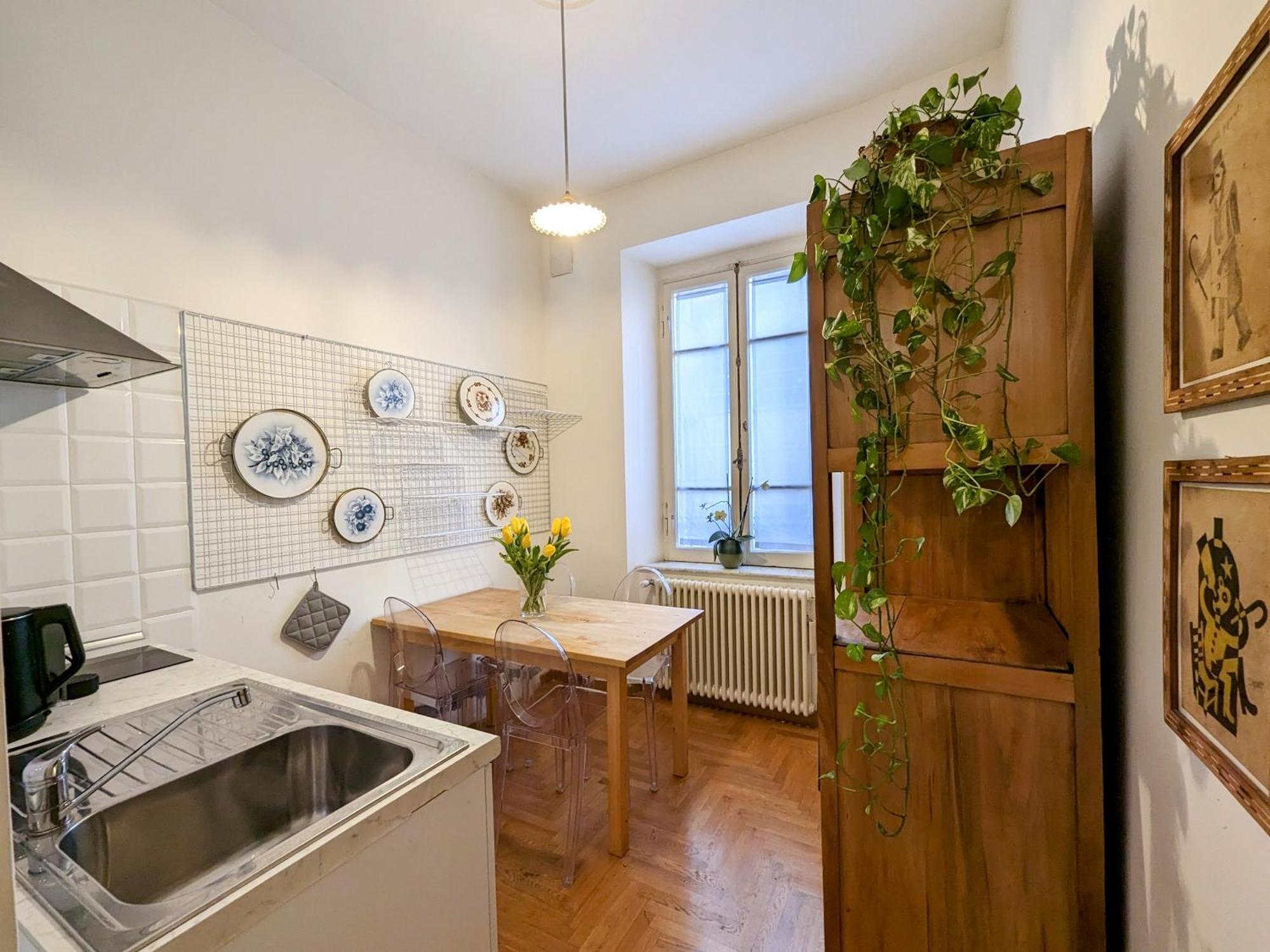Charming In A 1910s Building 2 Min Walk From The Colosseum Apartment *